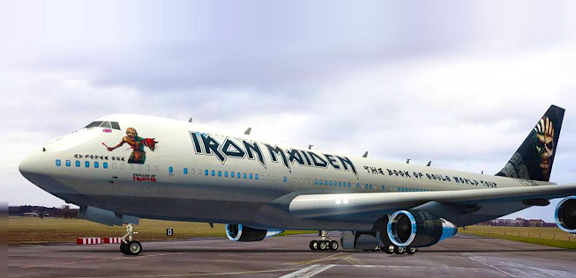 Sänger Und Pilot Bruce Dickinson Iron Maiden Steigen Auf Boeing 747 Um