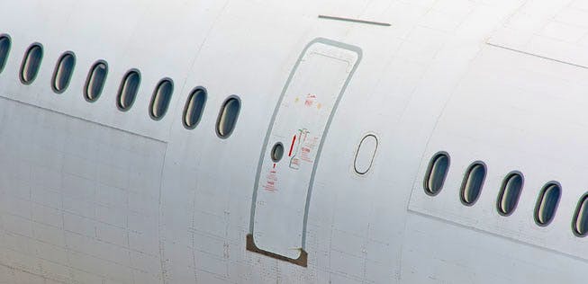 Nach Lufthansa-Vorfall: Lässt sich eine Flugzeugtür im ...