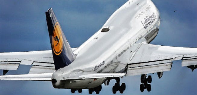 Inlandsflüge Mit Jumbo: Lufthansa Fliegt Mit 747 Von Frankfurt Nach ...